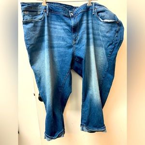 Plus size Capri Jeans